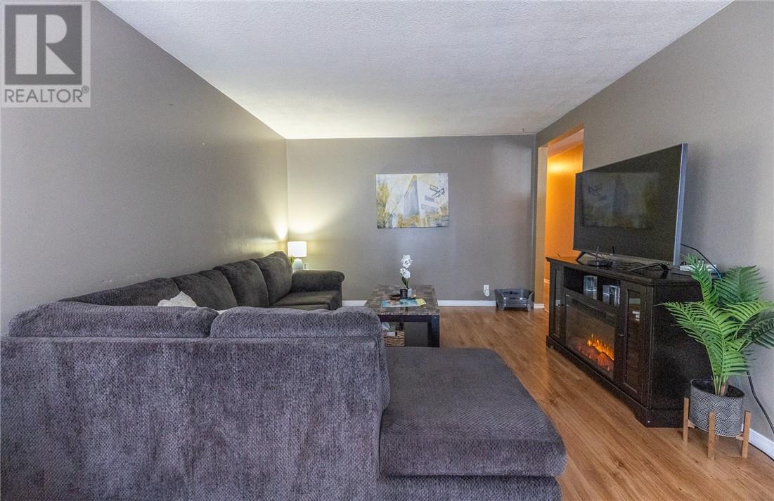 4 Minto Street, Webbwood, Ontario  P0P 2G0 - Photo 18 - 2126372