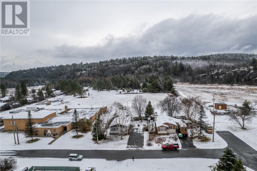 4 Minto Street, Webbwood, Ontario  P0P 2G0 - Photo 33 - 2126372