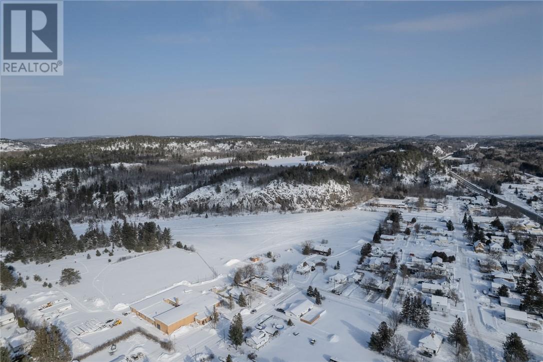 4 Minto Street, Webbwood, Ontario  P0P 2G0 - Photo 6 - 2126372