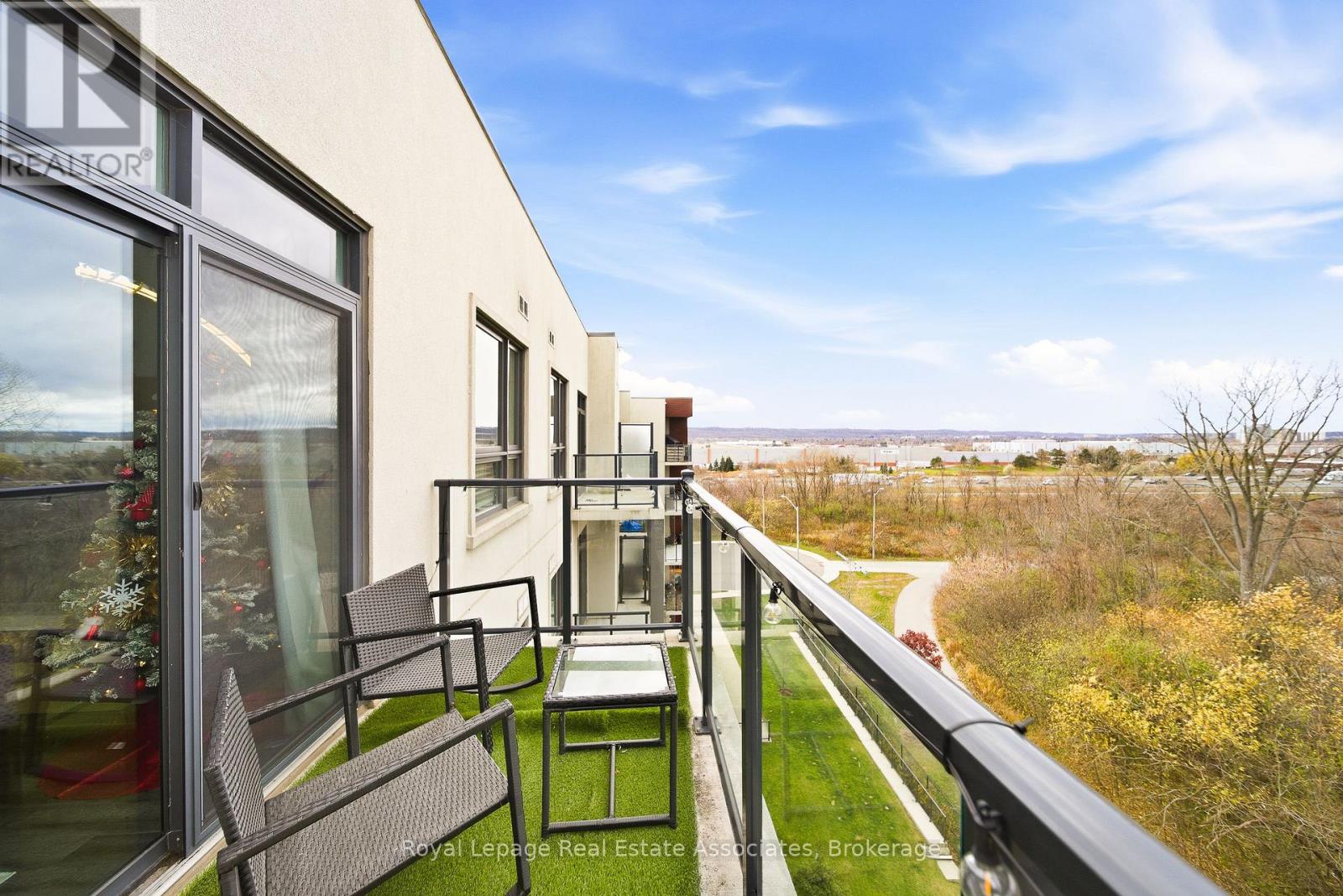 125 Shoreview Place, Hamilton (Lakeshore), Ontario  L8E 0K3 - Photo 10 - X12770486