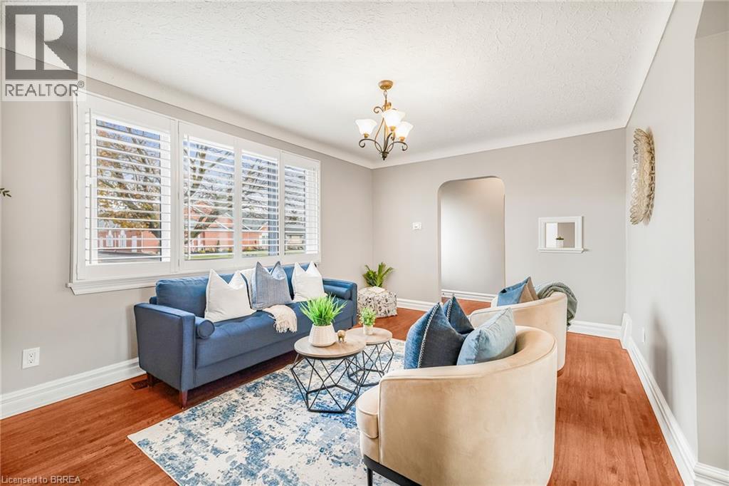 52 Charing Cross Street, Brantford, Ontario  N3R 2H3 - Photo 5 - 40802739