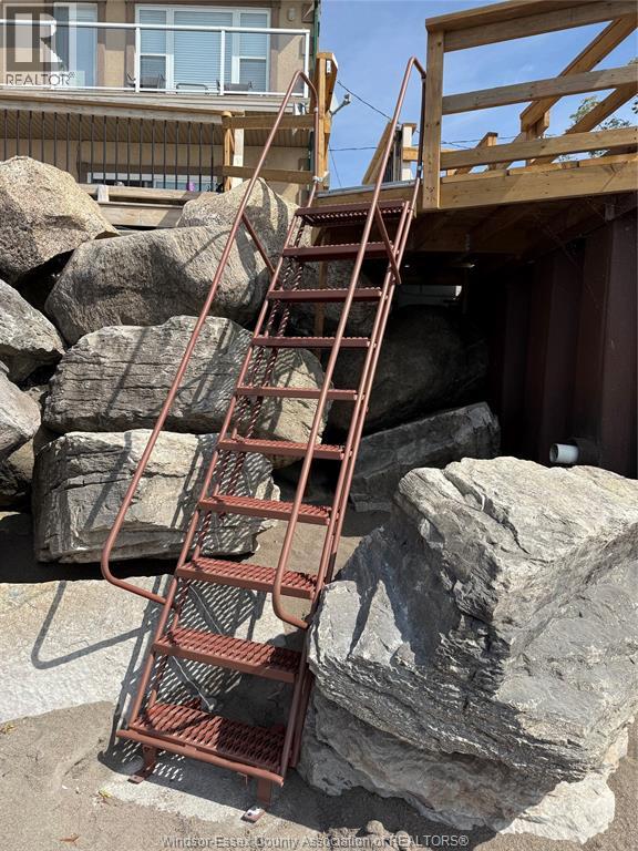 992 Point Pelee Drive, Leamington, Ontario  N8H 3V4 - Photo 48 - 26000827