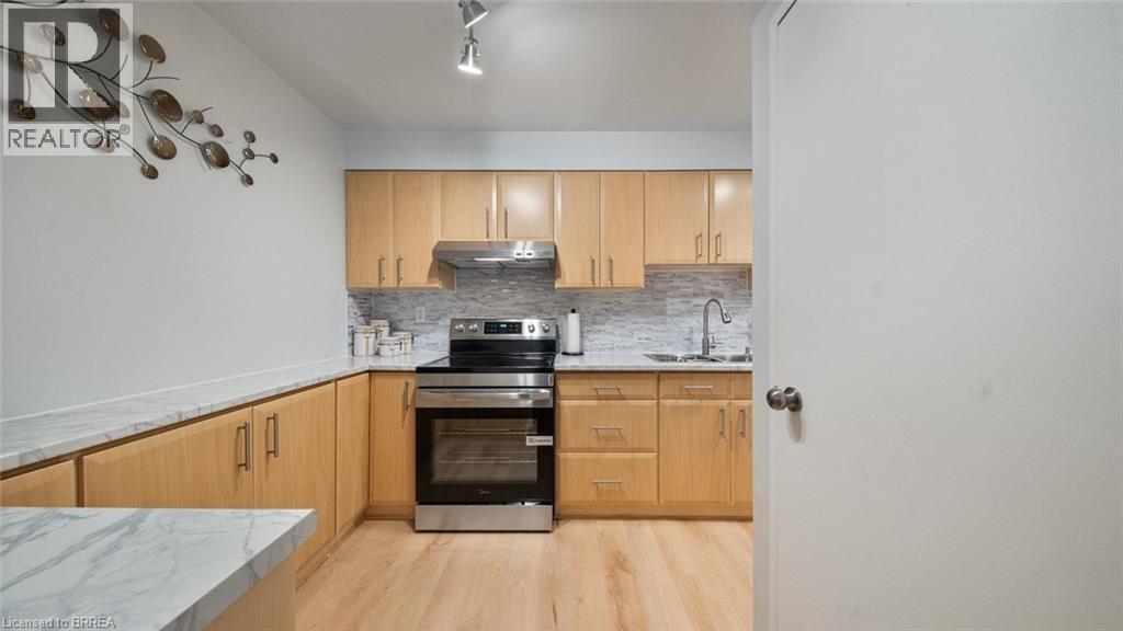 36 Hayhurst Road Unit# 136, Brantford, Ontario  N3R 6Y9 - Photo 11 - 40803822