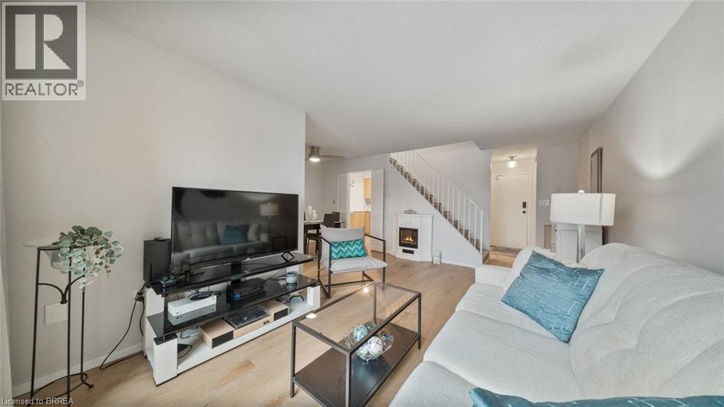 36 Hayhurst Road Unit# 136, Brantford, Ontario  N3R 6Y9 - Photo 8 - 40803822