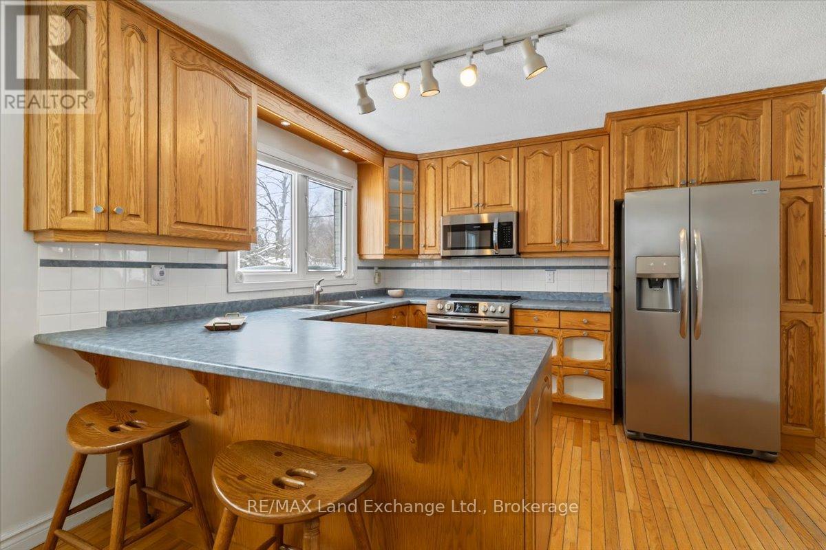 269 Morpeth Street, Saugeen Shores, Ontario  N0H 2L0 - Photo 14 - X12770532