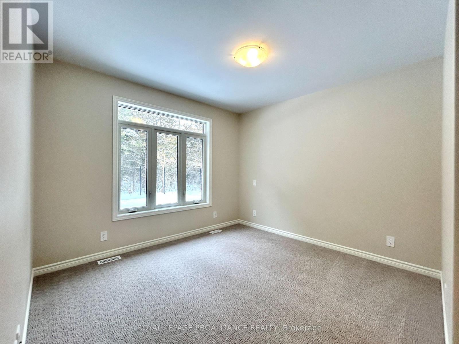 19 - 99 Cloverleaf Drive, Belleville (Thurlow Ward), Ontario  K8N 4Z5 - Photo 12 - X12770572