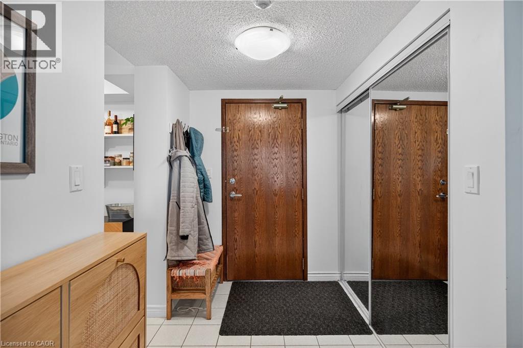 1276 Maple Crossing Boulevard Unit# 811, Burlington, Ontario  L7S 2J9 - Photo 6 - 40788436