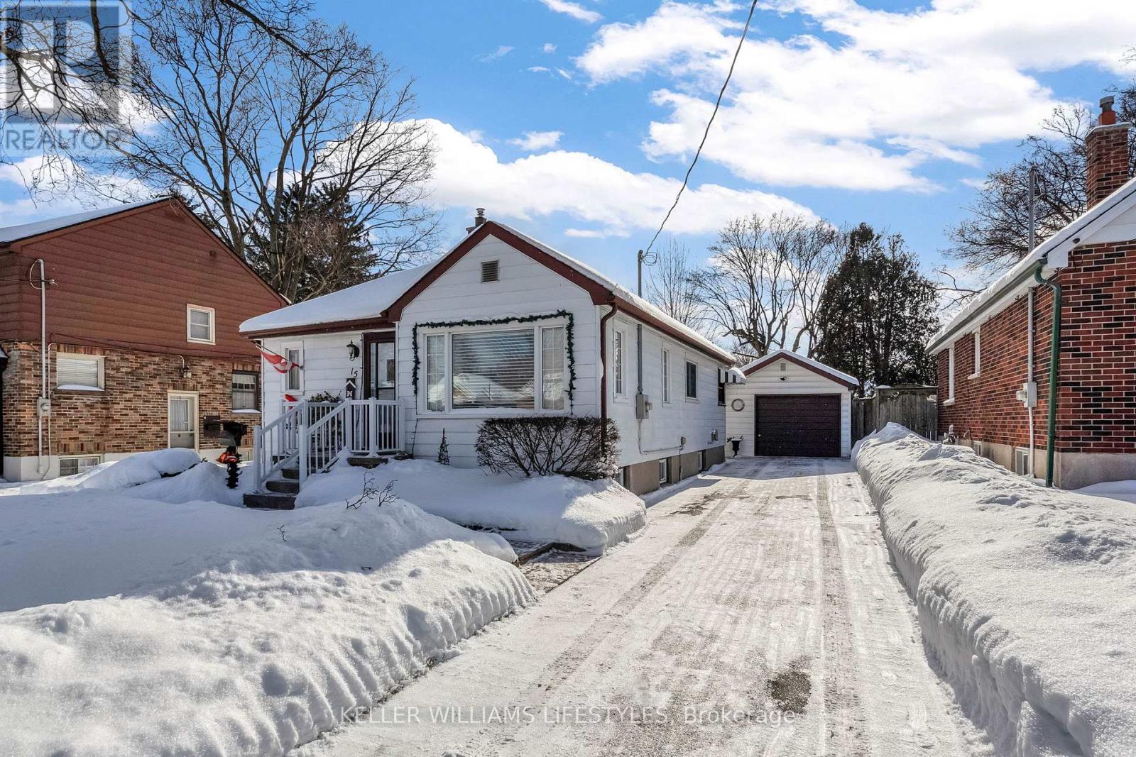 15 Doulton Street, London East, Ontario  N5W 2P6 - Photo 2 - X12770566