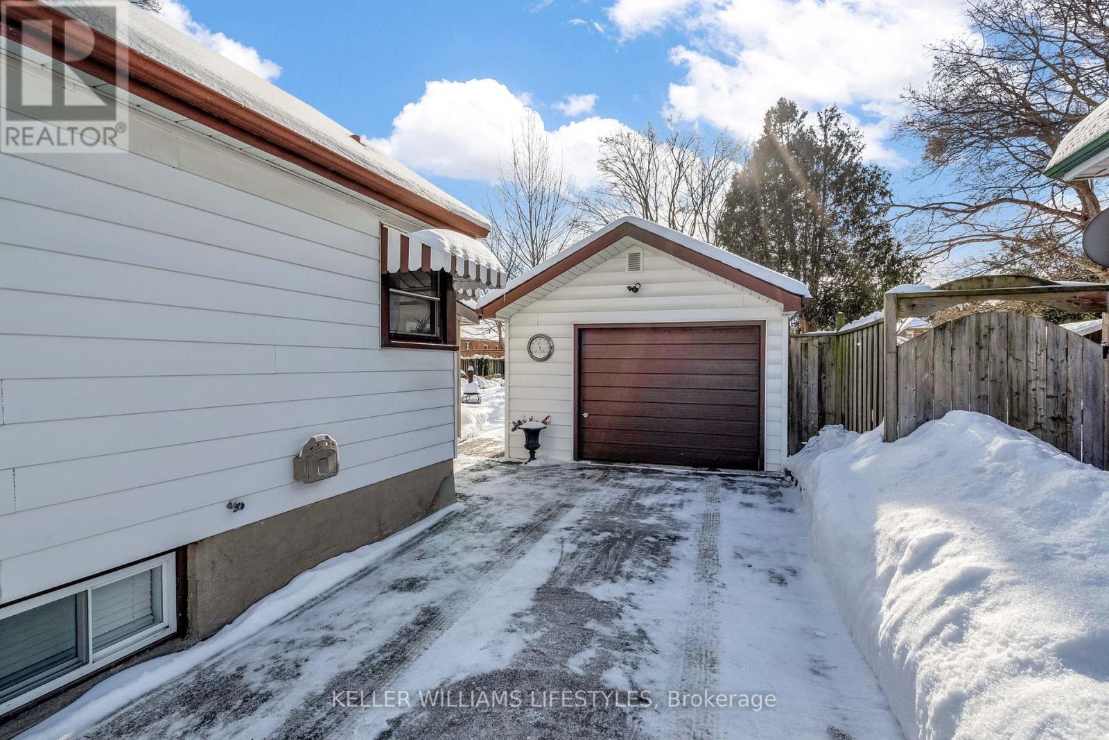 15 Doulton Street, London East, Ontario  N5W 2P6 - Photo 34 - X12770566