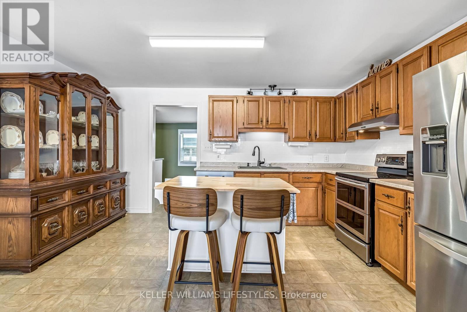 Photo 12 of 43 for 40 York Street