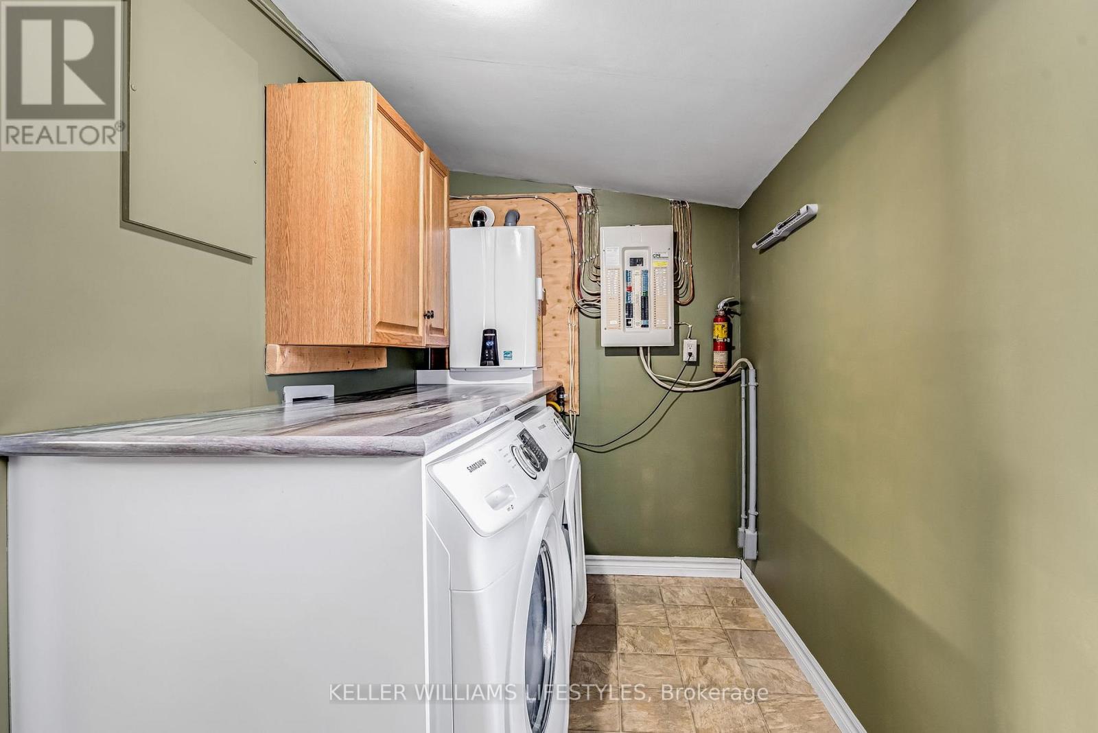 Photo 20 of 43 for 40 York Street