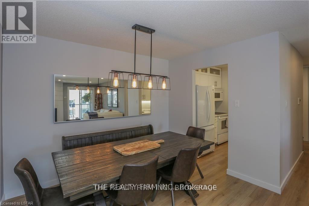 310 - 735 Deveron Crescent, London South, Ontario  N5Z 4X8 - Photo 11 - X12770582