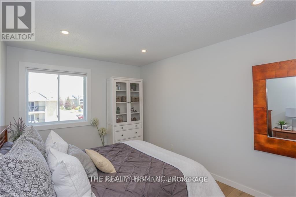 310 - 735 Deveron Crescent, London South, Ontario  N5Z 4X8 - Photo 21 - X12770582