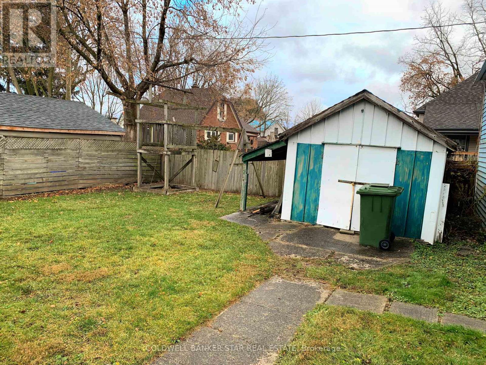 Photo 26 of 30 for 14 Antrim Street