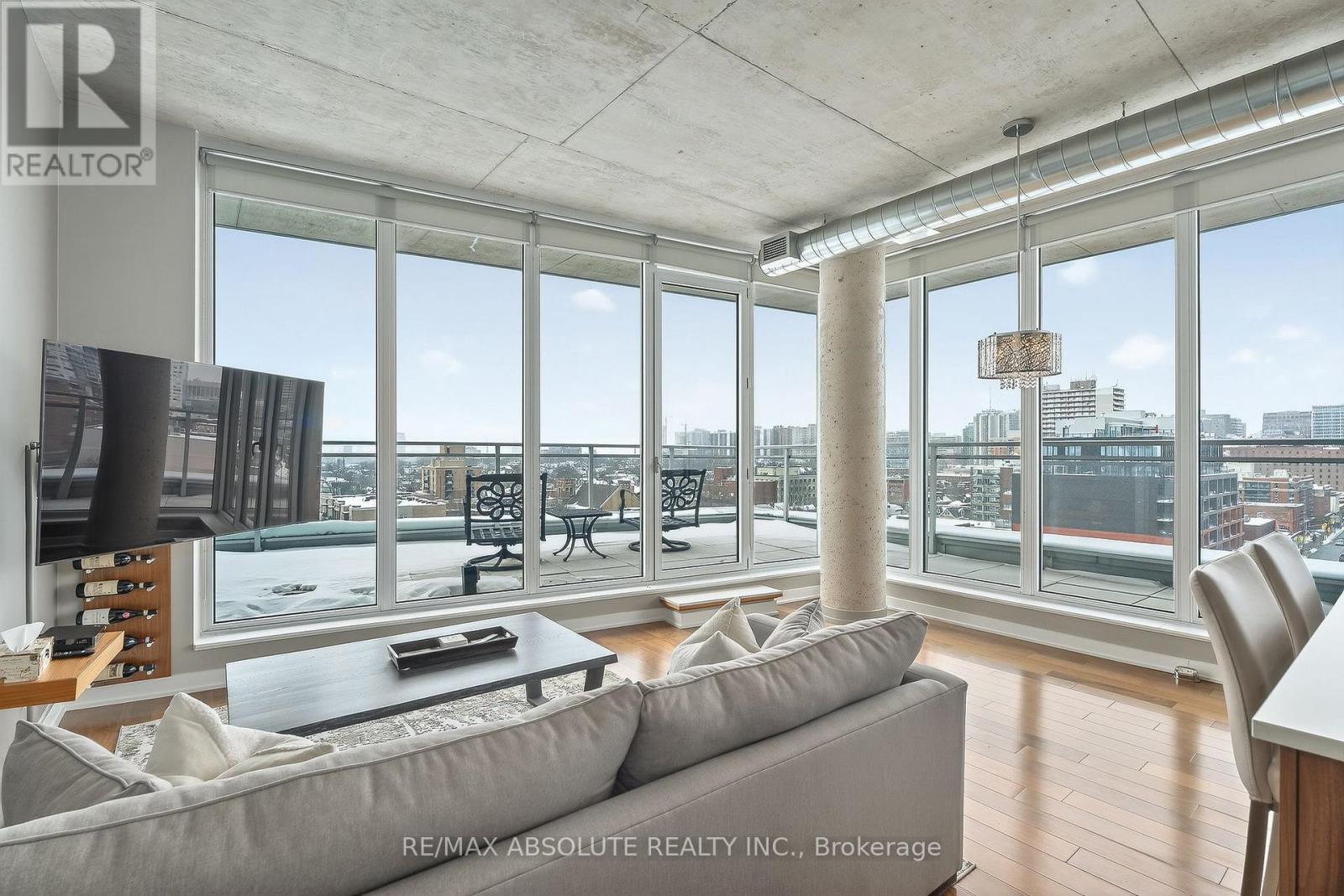 906 - 354 Gladstone Avenue, Ottawa, Ontario  K2P 0R4 - Photo 16 - X12770536