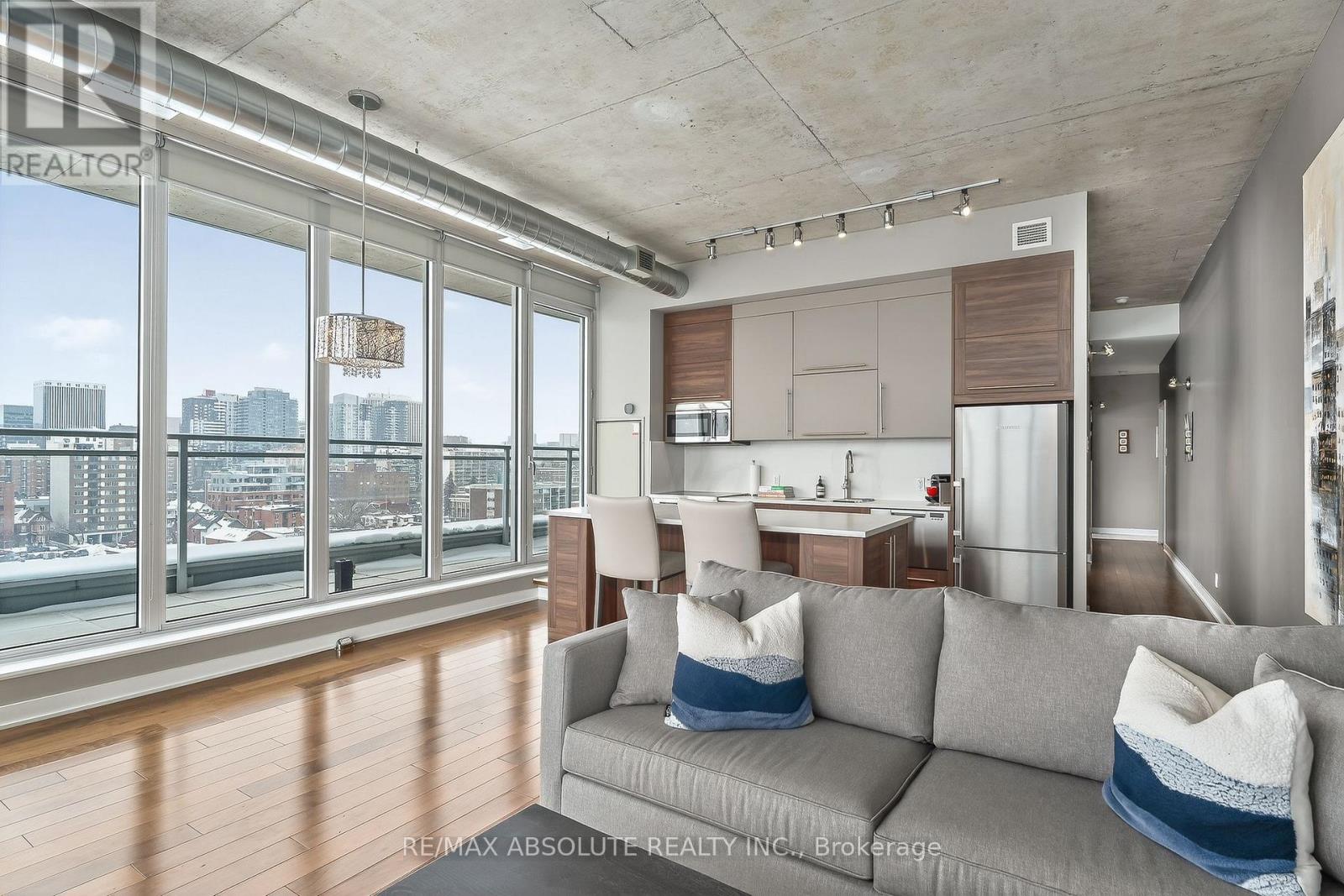 906 - 354 Gladstone Avenue, Ottawa, Ontario  K2P 0R4 - Photo 19 - X12770536