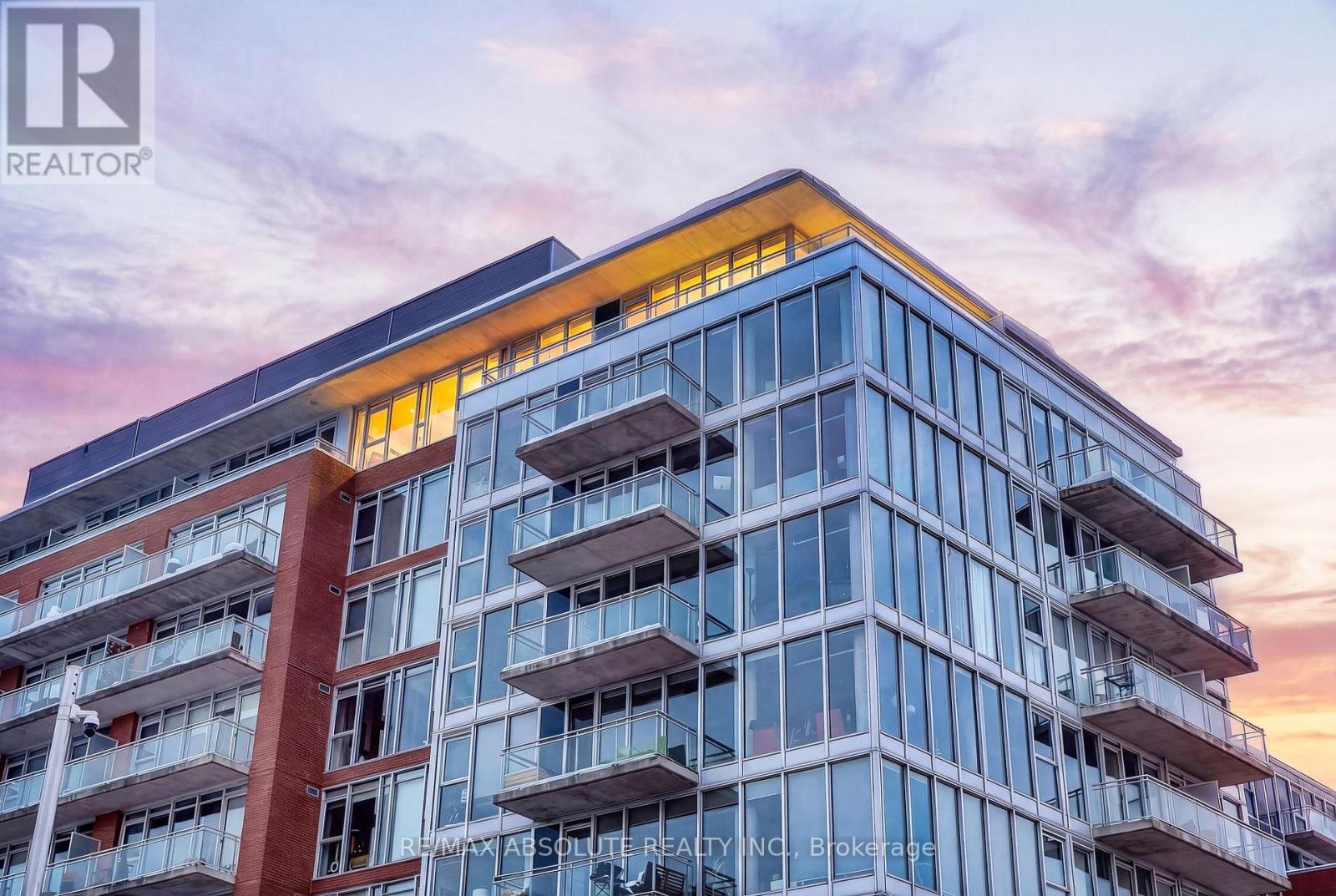 906 - 354 Gladstone Avenue, Ottawa, Ontario  K2P 0R4 - Photo 2 - X12770536