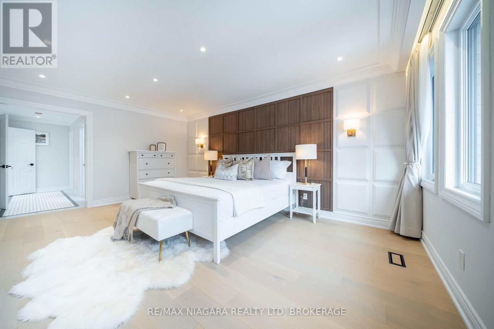 18 Mountbatten Road, Toronto (Humber Heights), Ontario  M9P 1Z2 - Photo 35 - W12770524