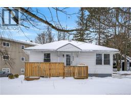 692 Albert Street, fredericton, New Brunswick