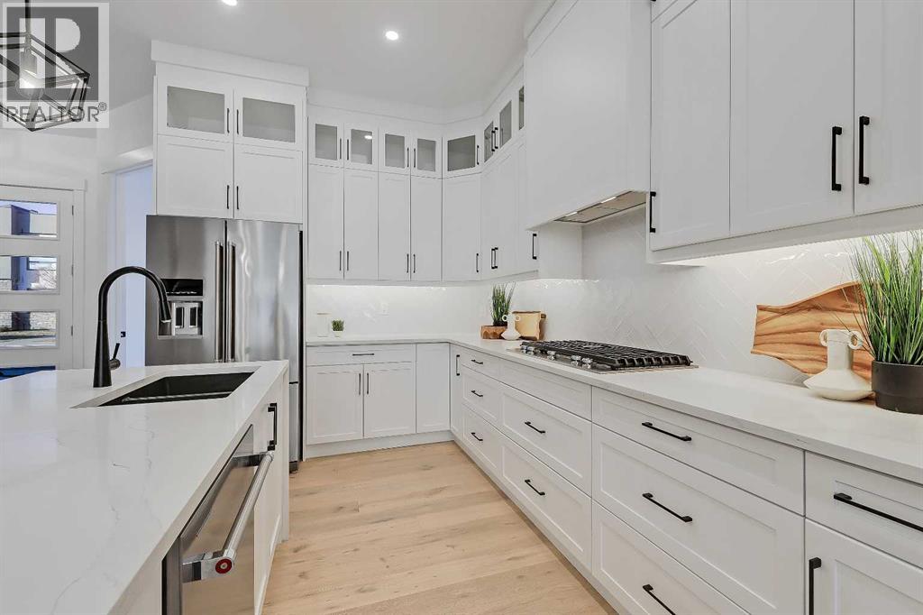 911 22 Avenue Nw, Calgary, Alberta  T2M 1P5 - Photo 12 - A2284604