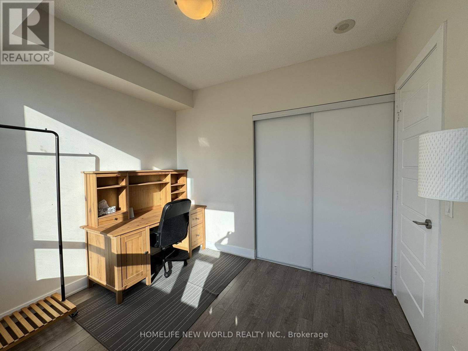 2004 - 28 Linden Street, Toronto, Ontario  M4Y 0A4 - Photo 13 - C12770534