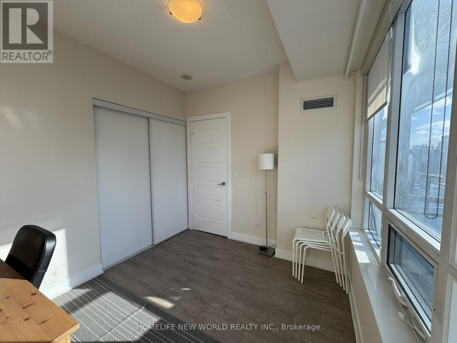 2004 - 28 Linden Street, Toronto, Ontario  M4Y 0A4 - Photo 14 - C12770534