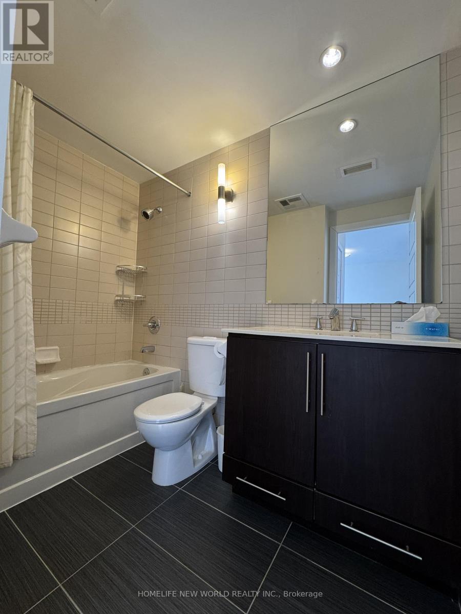 2004 - 28 Linden Street, Toronto, Ontario  M4Y 0A4 - Photo 15 - C12770534