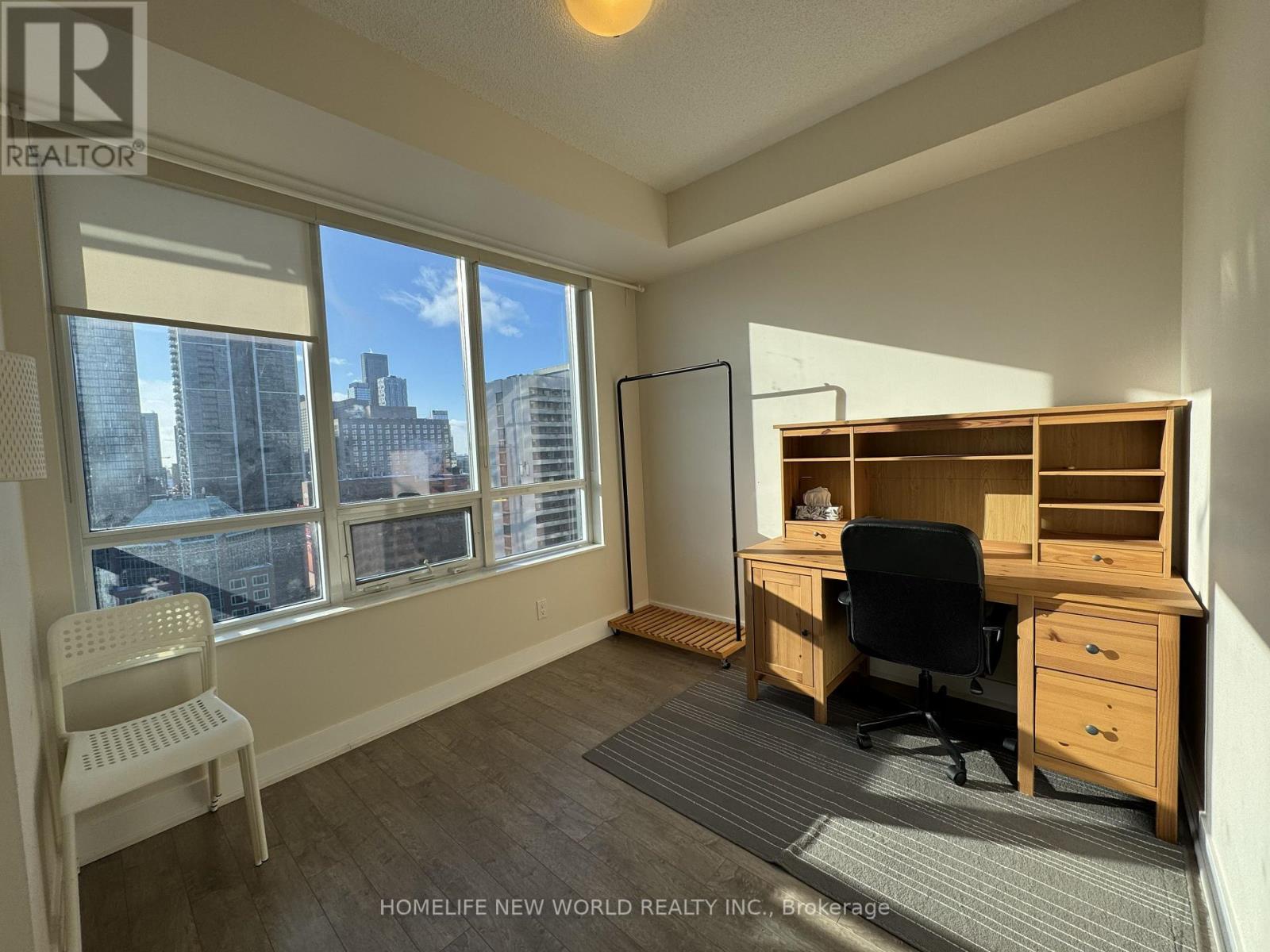 2004 - 28 Linden Street, Toronto, Ontario  M4Y 0A4 - Photo 20 - C12770534