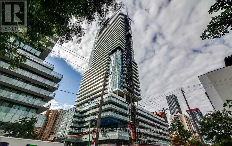 624 - 161 ROEHAMPTON AVENUE, Toronto, Ontario