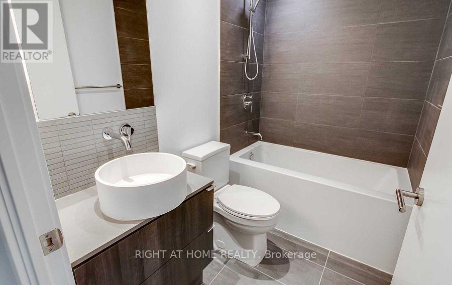 624 - 161 Roehampton Avenue, Toronto, Ontario  M4P 0C8 - Photo 15 - C12770592