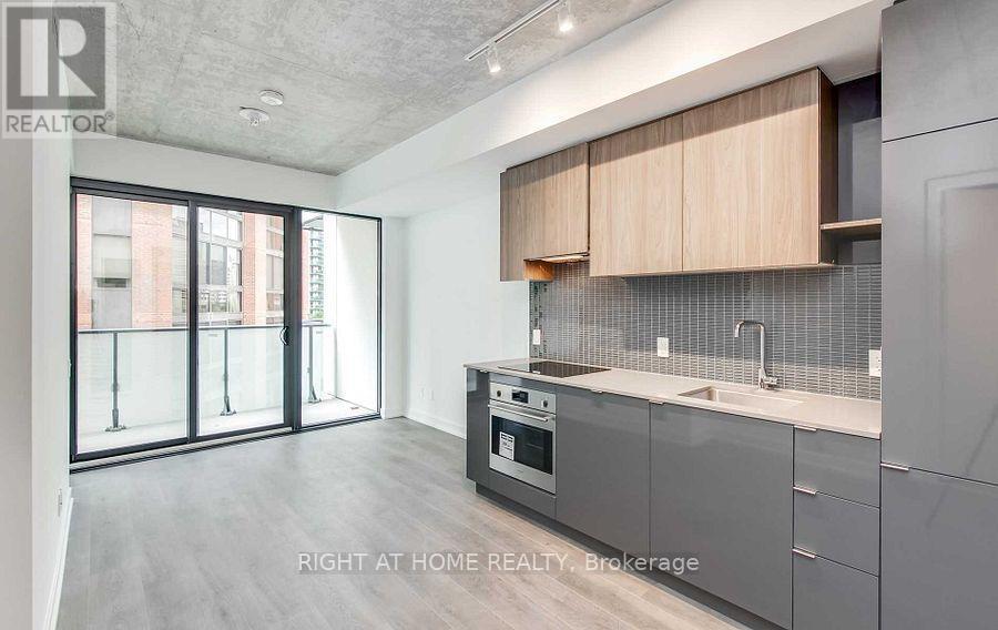 624 - 161 Roehampton Avenue, Toronto, Ontario  M4P 0C8 - Photo 4 - C12770592