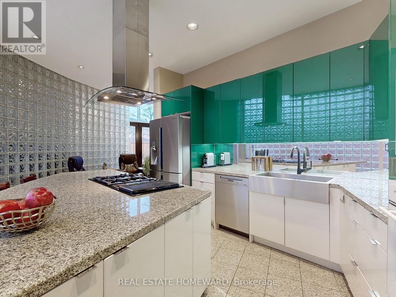 128 Laurentide Drive, Toronto, Ontario  M3A 3E5 - Photo 19 - C12770608