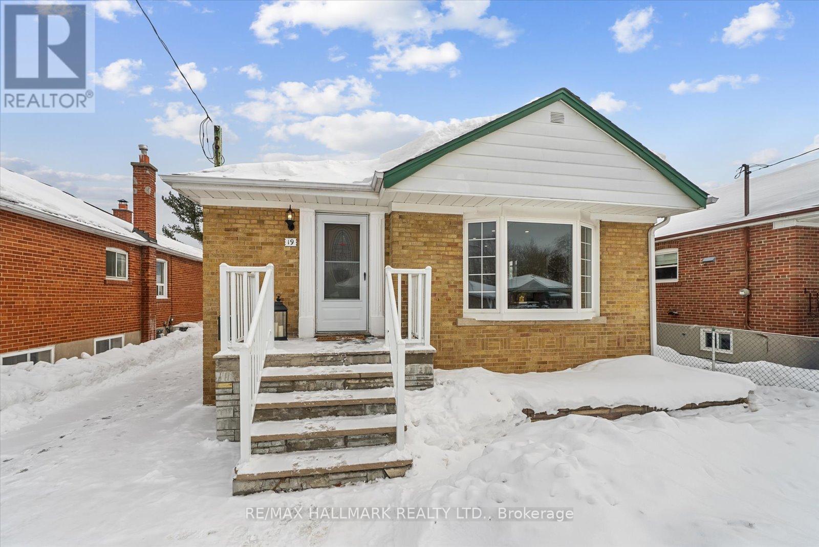 19 Silvio Avenue, Toronto, Ontario  M1K 1V1 - Photo 2 - E12770588