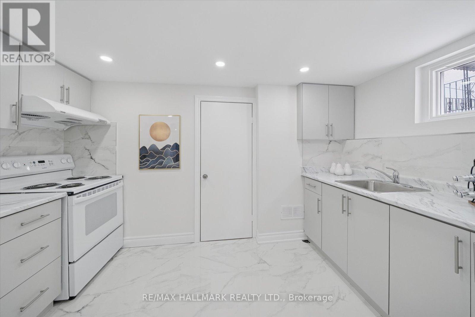 19 Silvio Avenue, Toronto, Ontario  M1K 1V1 - Photo 23 - E12770588