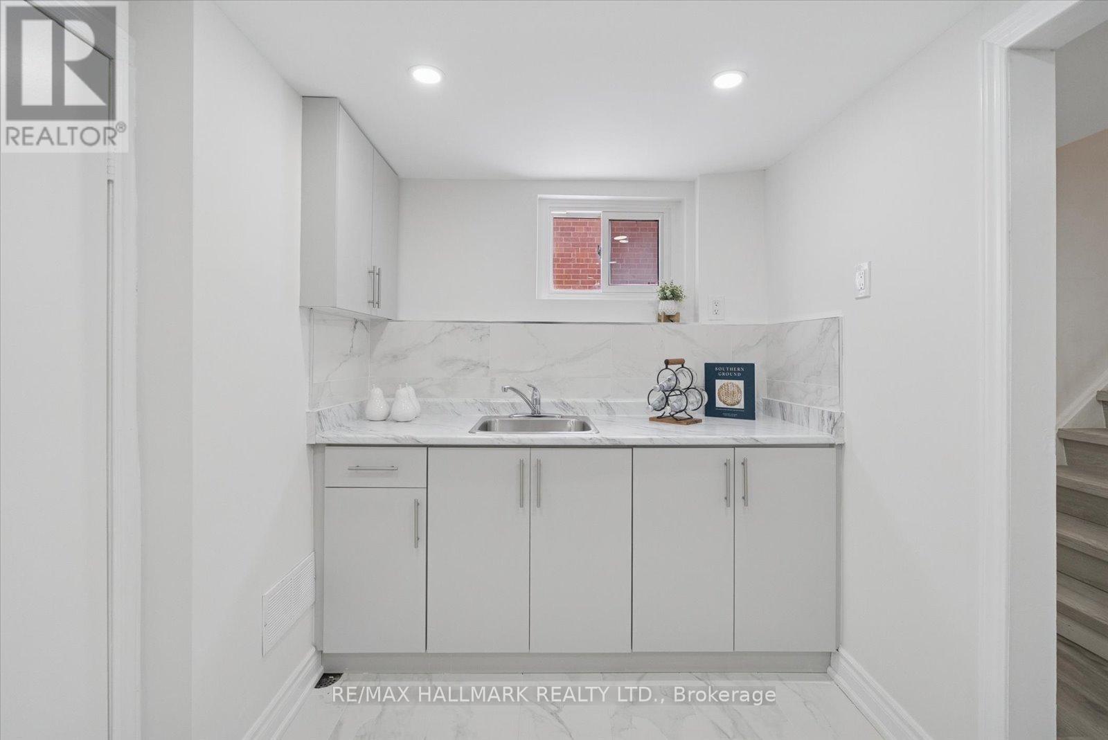 19 Silvio Avenue, Toronto, Ontario  M1K 1V1 - Photo 24 - E12770588