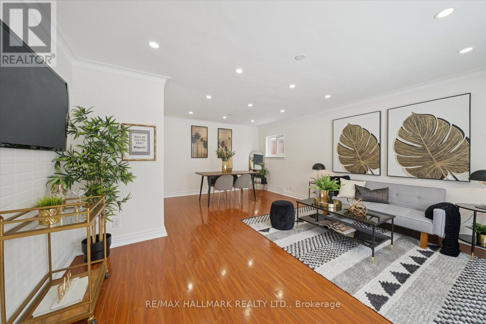 19 Silvio Avenue, Toronto, Ontario  M1K 1V1 - Photo 7 - E12770588