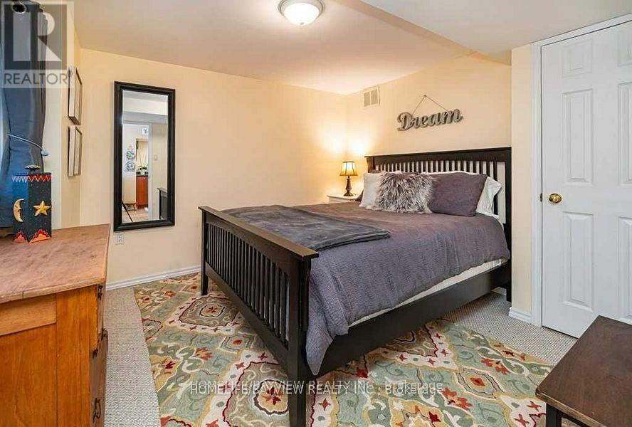 Lower - 798 Hilton Boulevard, Newmarket, Ontario  L3X 2H6 - Photo 9 - N12770548