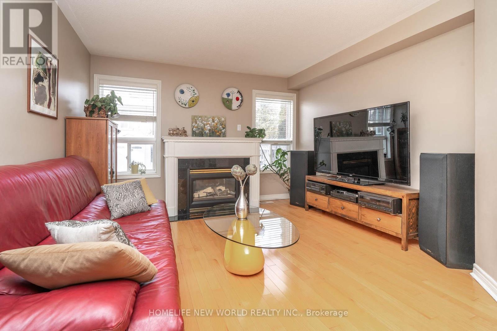 26 Cape Breton Court, Richmond Hill, Ontario  L4E 3W4 - Photo 16 - N12770568