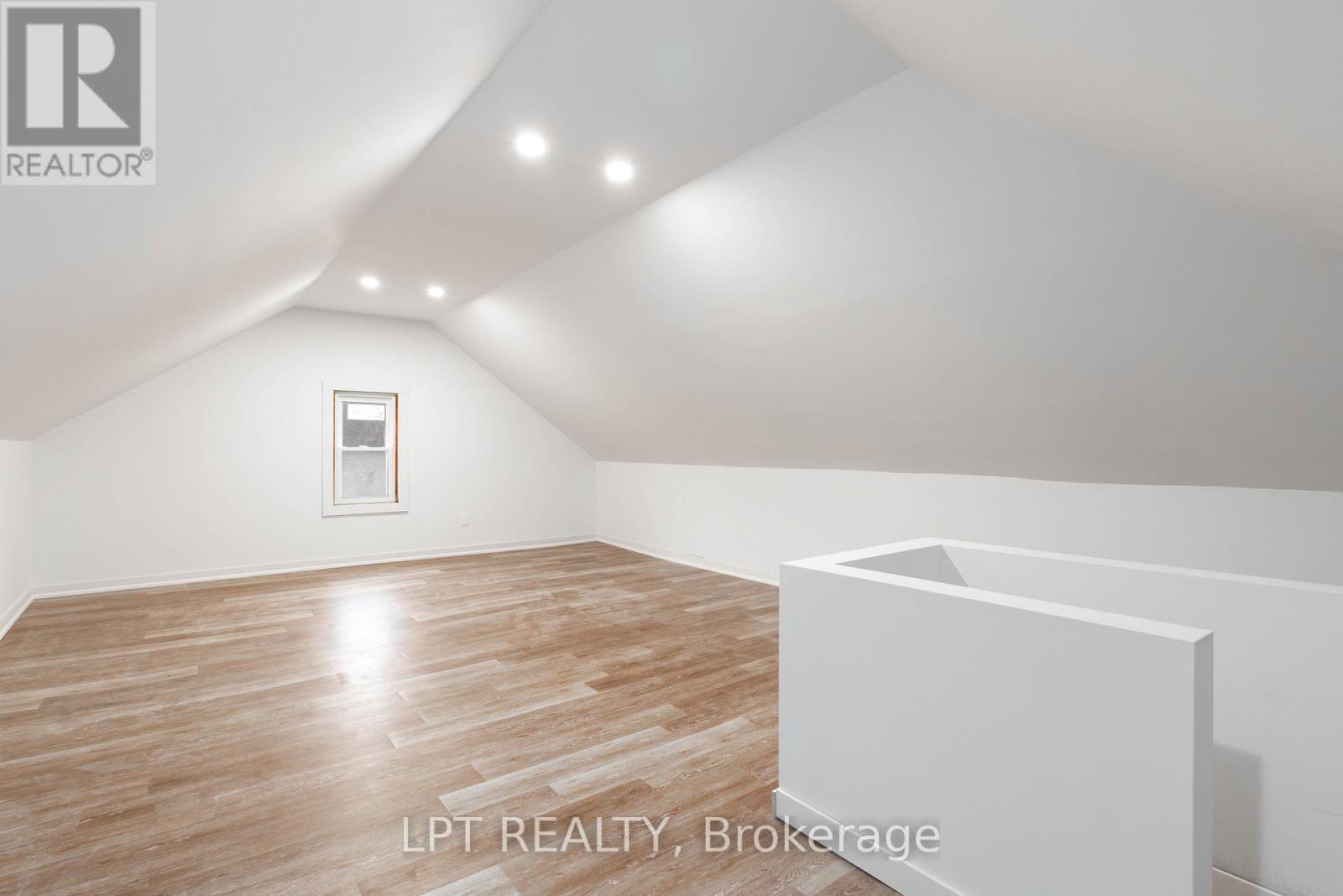 249 Harvey Street, Orillia, Ontario  L3V 3M5 - Photo 20 - S12770544