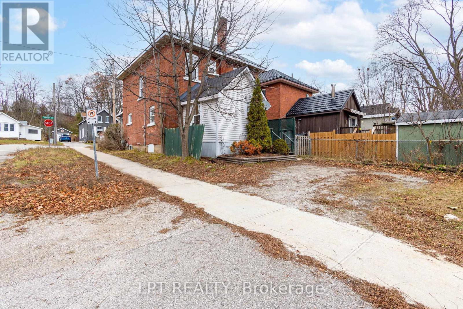 249 Harvey Street, Orillia, Ontario  L3V 3M5 - Photo 25 - S12770544