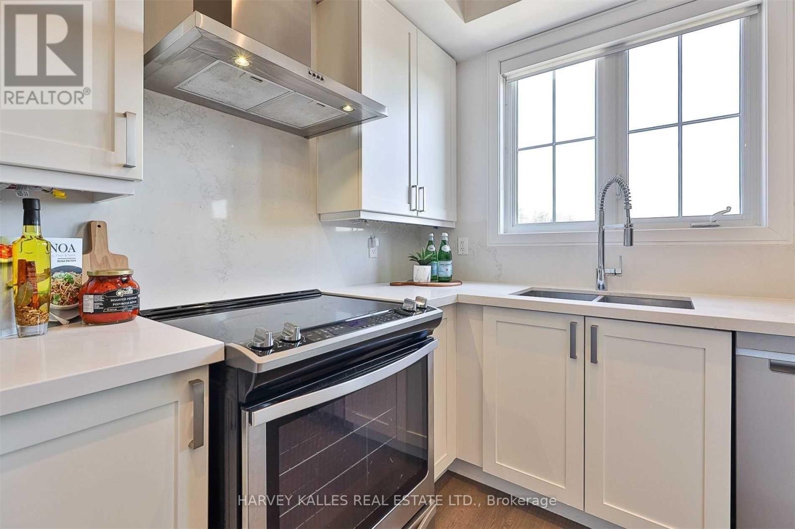 316 - 199 Pine Grove Road, Vaughan (Islington Woods), Ontario  L4L 2H7 - Photo 15 - N12741826