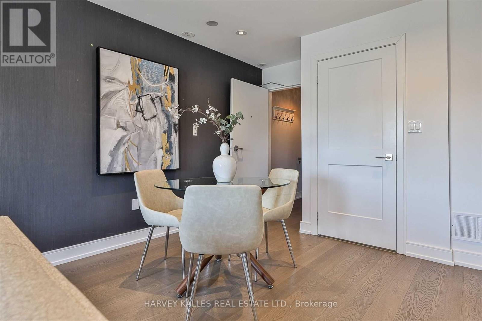 316 - 199 Pine Grove Road, Vaughan (Islington Woods), Ontario  L4L 2H7 - Photo 4 - N12741826