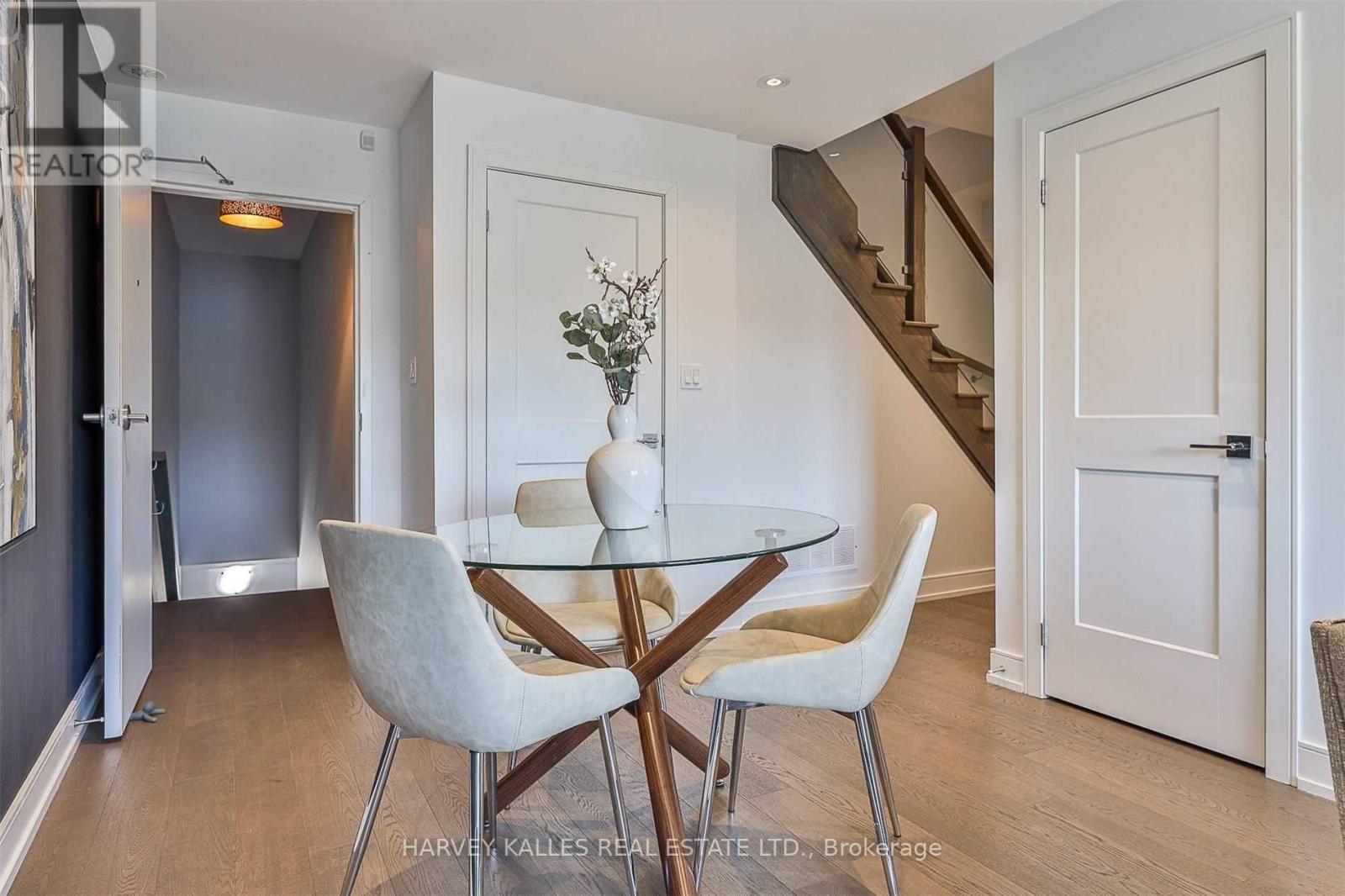 316 - 199 Pine Grove Road, Vaughan (Islington Woods), Ontario  L4L 2H7 - Photo 5 - N12741826