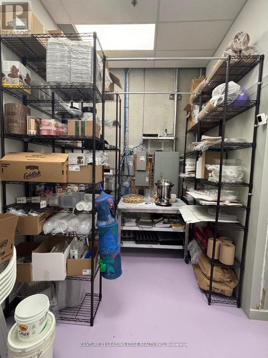 1550 16th Avenue, Richmond Hill, Ontario  L4B 3K9 - Photo 3 - N12770342