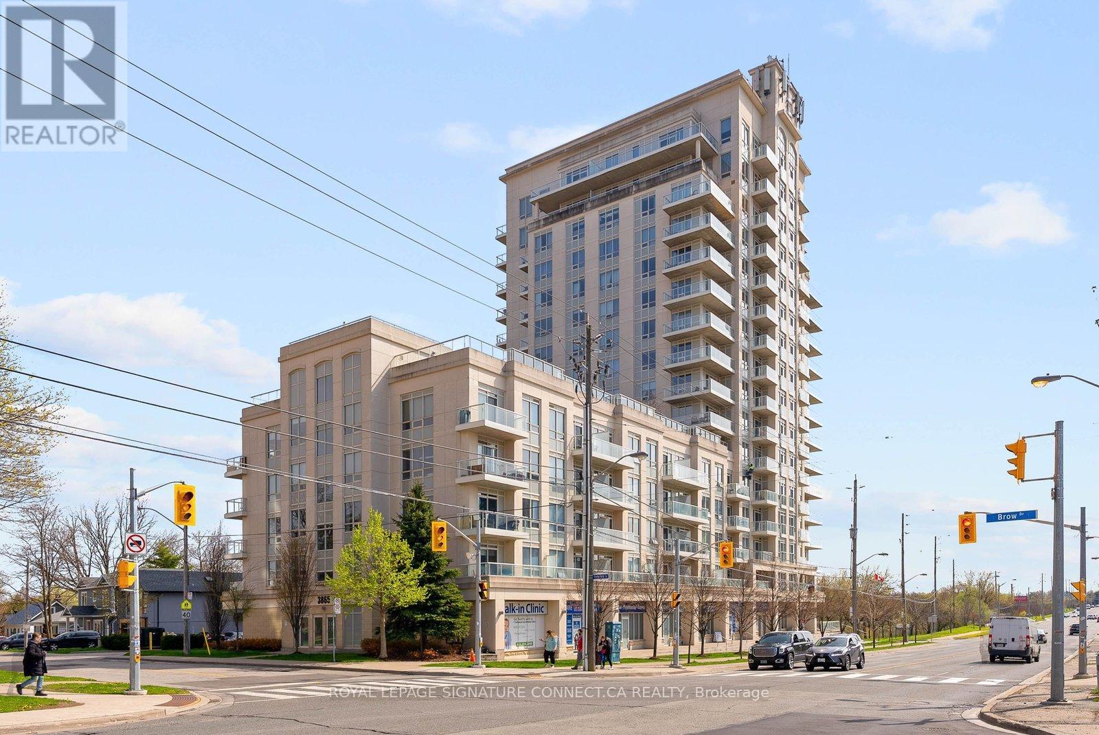 207 - 3865 Lake Shore Boulevard W, Toronto (Long Branch), Ontario  M8W 1R4 - Photo 2 - W12732096