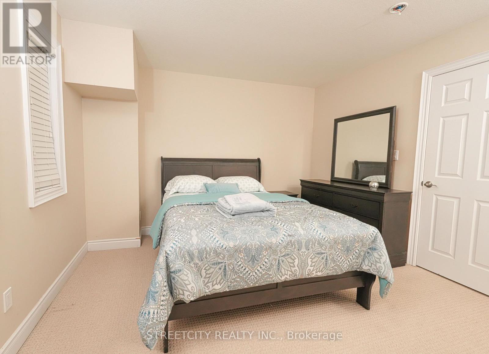 705 Jackpine Way, London North (North B), Ontario  N5X 3Z1 - Photo 14 - X12765096