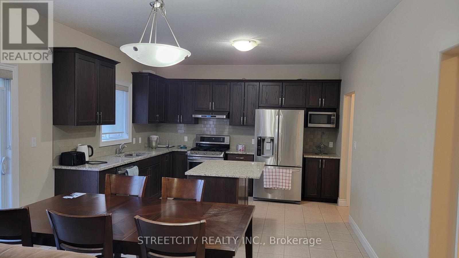 705 Jackpine Way, London North (North B), Ontario  N5X 3Z1 - Photo 5 - X12765096