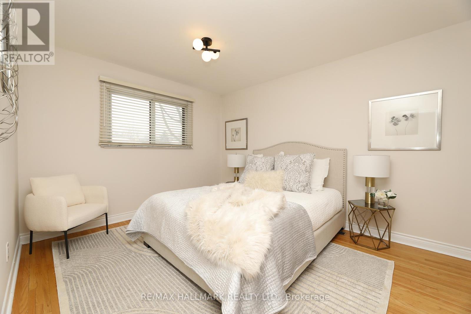 70 Lavington Drive, Toronto, Ontario  M9R 2H4 - Photo 15 - W12770562