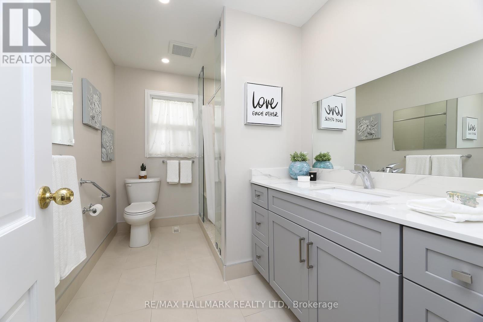 70 Lavington Drive, Toronto, Ontario  M9R 2H4 - Photo 19 - W12770562