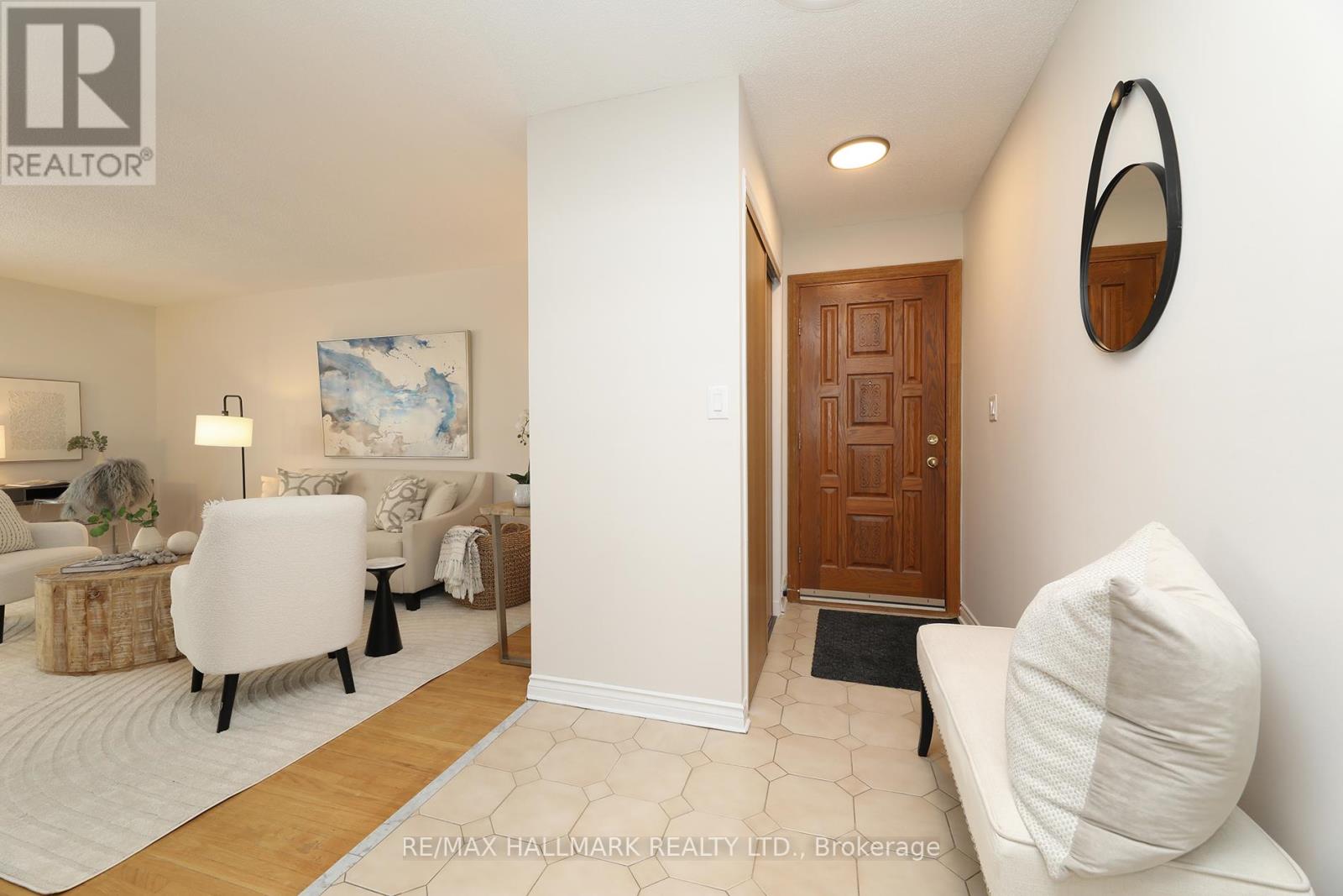 70 Lavington Drive, Toronto, Ontario  M9R 2H4 - Photo 2 - W12770562